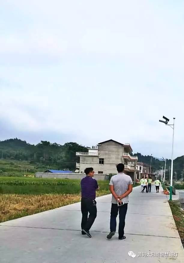 太陽能路燈，太陽能路燈廠家，太陽能路燈價格，太陽能平板燈，光伏照明，道路照明，助力新農村建設，太陽能路燈優質服務商