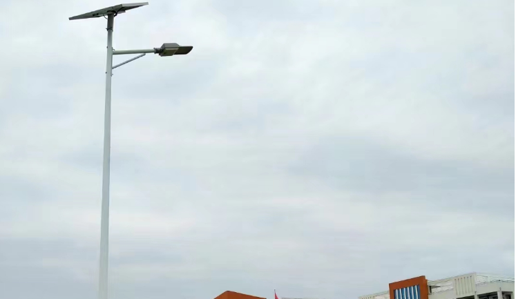 怎么樣科學(xué)合理的配置太陽能路燈？