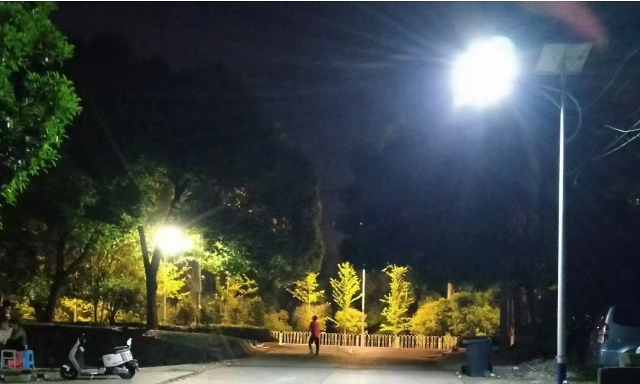 城市道路太陽能智慧燈桿項目解決方案